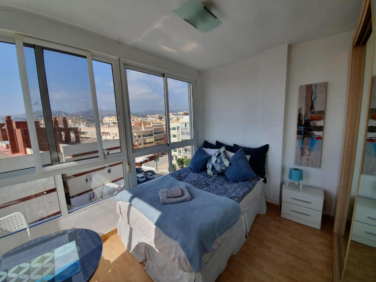 Mini Penthouse Close To Beach With Nice Seaviews Nerja Zewnętrze zdjęcie